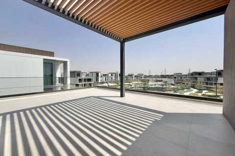 Townhouse in Arabian Ranches 3, Dubai 5 bedrooms, 548.69 sq.m. № 145775 - photo 5