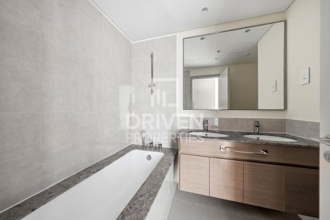 Apartment in Forte, Downtown Dubai (Downtown Burj Dubai), Dubai 2 bedrooms, 101.64 sq.m. № 145283 - photo 13