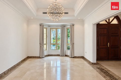 Villa à Jumeirah Islands, Dubai, 4 chambres, 934.9 m², № 143663 - photo 2