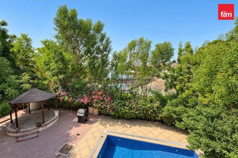 Villa à Jumeirah Islands, Dubai, 4 chambres, 934.9 m², № 143663 - photo 7