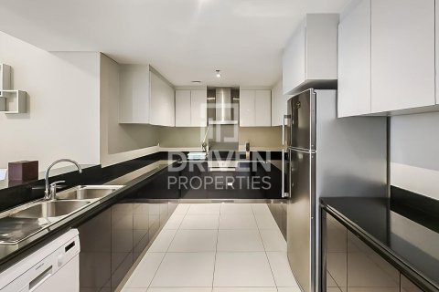 Apartment in Damac Heights, Dubai Marina, Dubai 3 bedrooms, 180.98 sq.m. № 145249 - photo 11