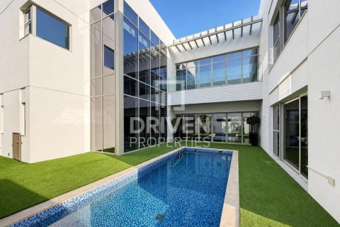 Villa in District One, Mohammed Bin Rashid City, Dubai 5 bedrooms, 804.26 sq.m. № 144908 - photo 21