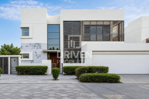 Villa in District One, Mohammed Bin Rashid City, Dubai 5 bedrooms, 804.26 sq.m. № 144908 - photo 23
