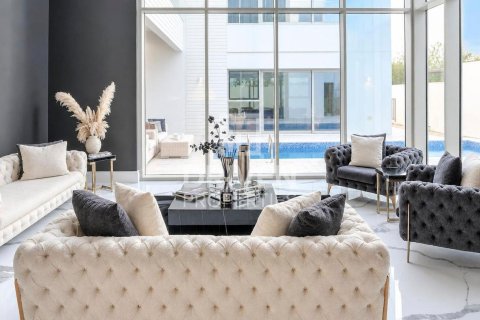 Villa in District One, Mohammed Bin Rashid City, Dubai 5 bedrooms, 804.26 sq.m. № 144908 - photo 2