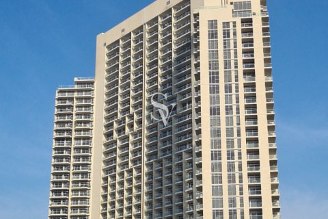 Commercial property in District 15, Jumeirah Village Circle, Dubai 190 sq.m. № 118593