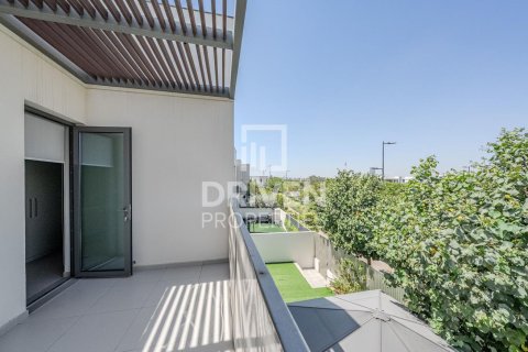 Villa en Sun, Arabian Ranches 3, Dubai, 4 dormitorios, 247.21 m², № 144975 - foto 20