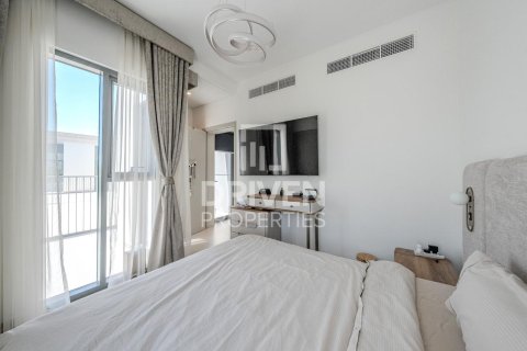 Villa en Sun, Arabian Ranches 3, Dubai, 4 dormitorios, 247.21 m², № 144975 - foto 6