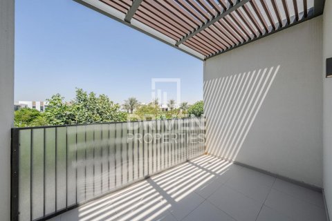 Villa en Sun, Arabian Ranches 3, Dubai, 4 dormitorios, 247.21 m², № 144975 - foto 19