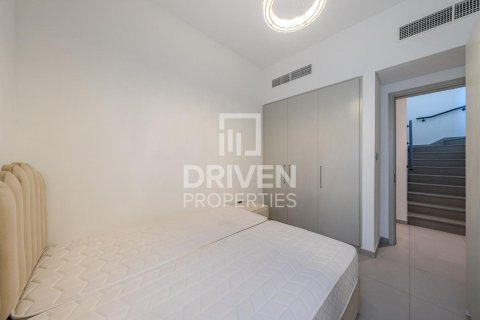 Villa en Sun, Arabian Ranches 3, Dubai, 4 dormitorios, 247.21 m², № 144975 - foto 11