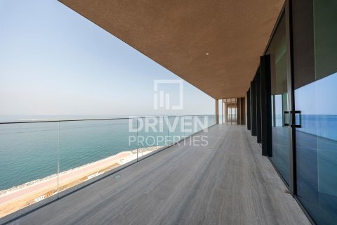 Apartment in The Crescent, Palm Jumeirah, Dubai 2 bedrooms, 205.22 sq.m. № 145195 - photo 11