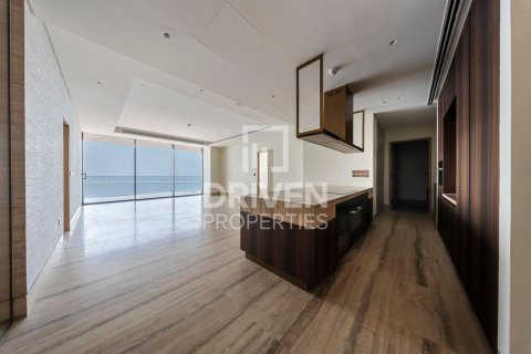 Apartment in The Crescent, Palm Jumeirah, Dubai 2 bedrooms, 205.22 sq.m. № 145195 - photo 6