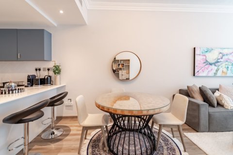 Appartement à Dubai, 1 chambre, 84 m², № 143625 - photo 8