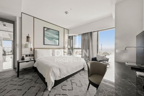 Снять в аренду квартиру в Address Harbour Point, Dubai Creek Harbour (The Lagoons), Дубай: 2 спальни, 102.01м², № 145356 - фото 7