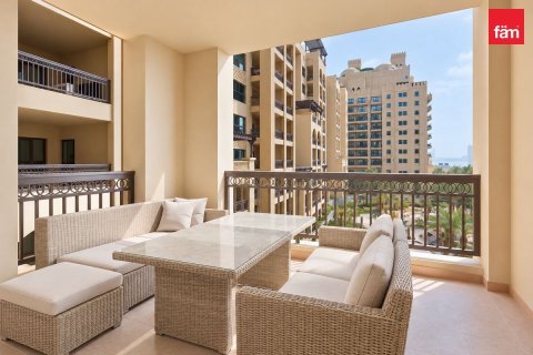 Apartment in Palm Jumeirah, Dubai 2 bedrooms, 159.5 sq.m. № 143717