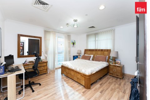 Apartment in Business Bay, Dubai 2 bedrooms, 136.8 sq.m. № 143332 - photo 10