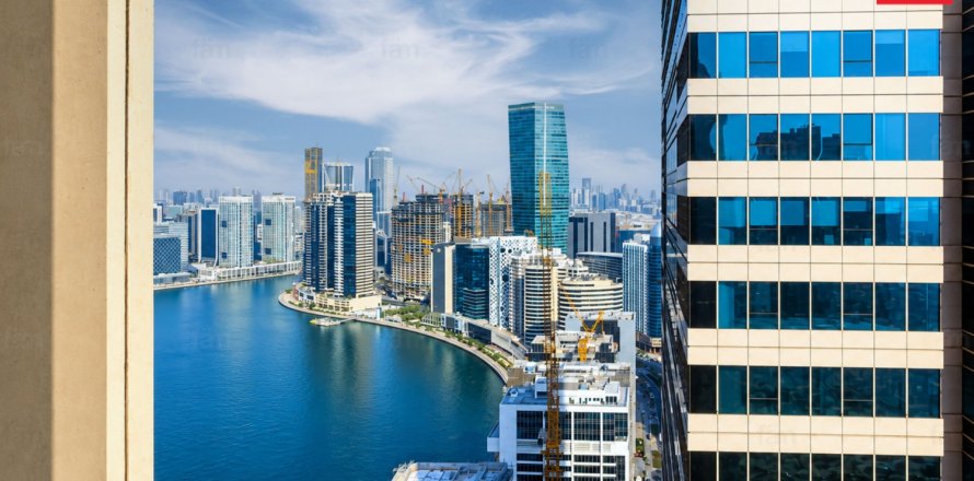 Apartment in Business Bay, Dubai 2 bedrooms, 136.8 sq.m. № 143332