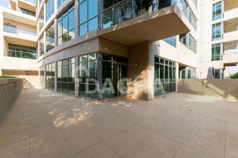 Apartamento en Golf Towers, The Views, Dubai, 2 dormitorios, 234 m², № 143503 - foto 21