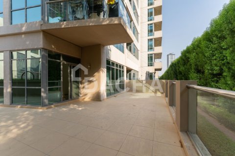 Apartamento en Golf Towers, The Views, Dubai, 2 dormitorios, 234 m², № 143503 - foto 22