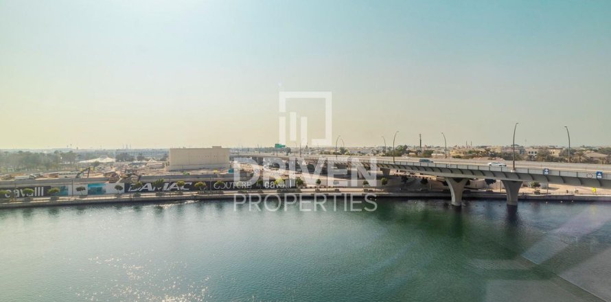 Appartement à Al Wasl, Dubai, 2 chambres, 123.56 m², № 144186