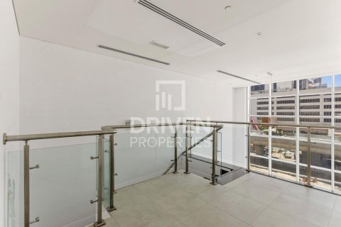 Duplex à Marina Arcade Tower, Dubai Marina, Dubai, 1 chambre, 155.98 m², № 145368 - photo 10