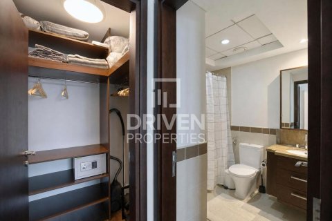 Снять в аренду квартиру в 29 Burj Boulevard, Даунтаун Дубай (Даунтаун Бурдж Дубай), Дубай: 1 спальня, 74.23м², № 145053 - фото 12