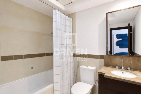 Снять в аренду квартиру в 29 Burj Boulevard, Даунтаун Дубай (Даунтаун Бурдж Дубай), Дубай: 1 спальня, 74.23м², № 145053 - фото 11
