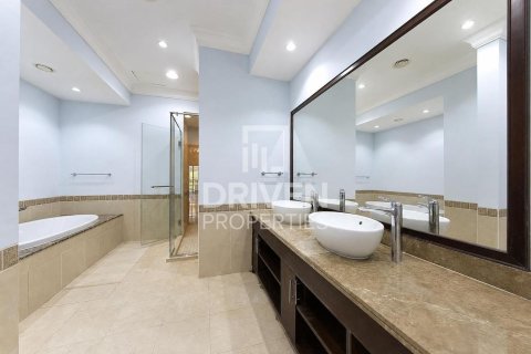 Dúplex en The Fairmont Palm Residences, Palm Jumeirah, Dubai, 3 dormitorios, 636.29 m², № 144382 - foto 24