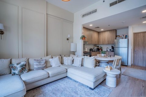Appartement à Dubai, 2 chambres, 127 m², № 143605