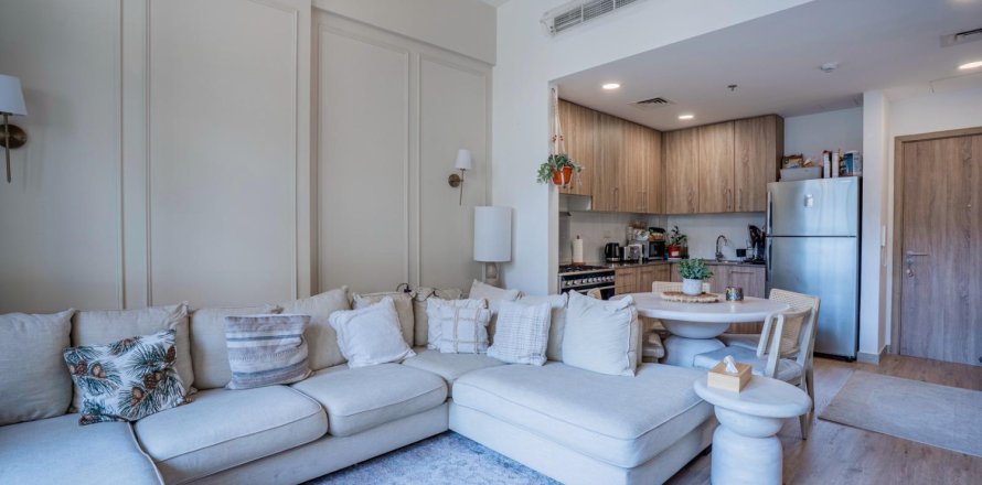 Appartement à Dubai, 2 chambres, 127 m², № 143605