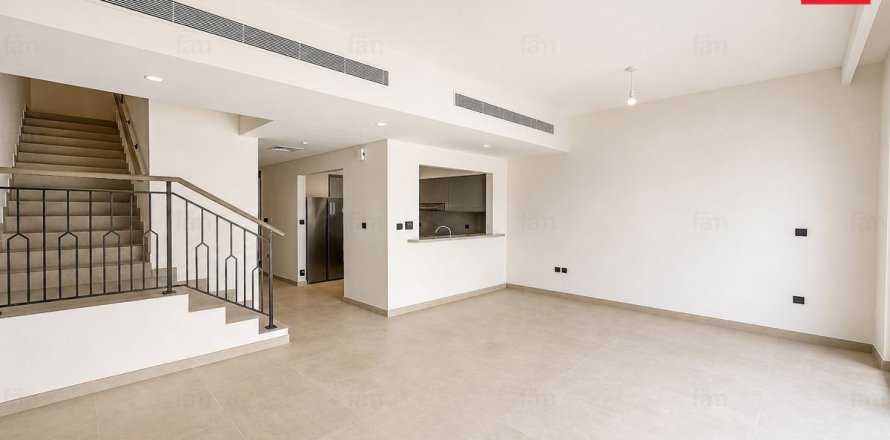 Maison de ville à Dubai, 4 chambres, 144 m², № 143918