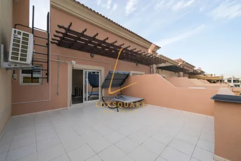 Villa à Jumeirah Village Circle, Dubai, 3 chambres, 142 m², № 143756 - photo 24