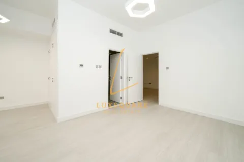 Villa à Jumeirah Village Circle, Dubai, 3 chambres, 142 m², № 143756 - photo 12
