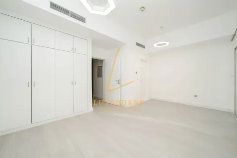 Villa à Jumeirah Village Circle, Dubai, 3 chambres, 142 m², № 143756 - photo 10