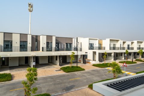 Villa à Dubai South (Dubai World Central), Dubai, 3 chambres, 141.02675400 m², № 143902 - photo 17