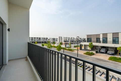 Villa à Dubai South (Dubai World Central), Dubai, 3 chambres, 141.02675400 m², № 143902 - photo 13