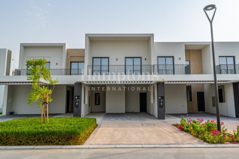 Villa à Dubai South (Dubai World Central), Dubai, 3 chambres, 141.02675400 m², № 143902 - photo 9