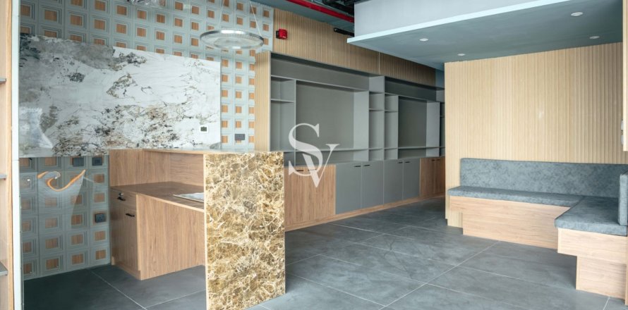 Office in Jumeirah Lake Towers, Dubai 140 sq.m. № 121927