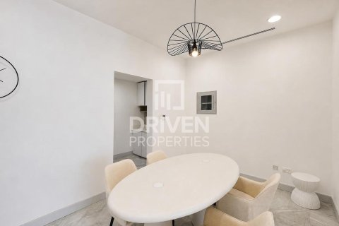 Снять в аренду магазин в Аль-Сатве, Дубай: 64.38м², № 145657 - фото 8