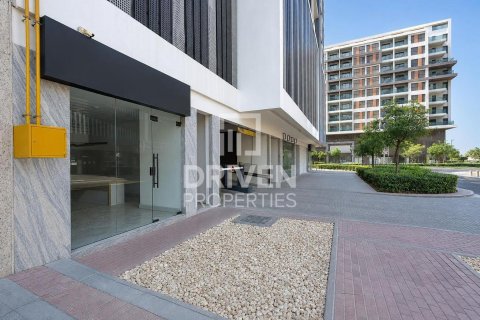 Снять в аренду магазин в Аль-Сатве, Дубай: 64.38м², № 145657 - фото 11