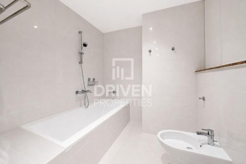 Villa en Palma Residences, Palm Jumeirah, Dubai, 5 dormitorios, 478.45 m², № 144448 - foto 22
