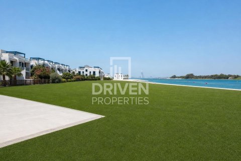 Villa en Palma Residences, Palm Jumeirah, Dubai, 5 dormitorios, 478.45 m², № 144448 - foto 26