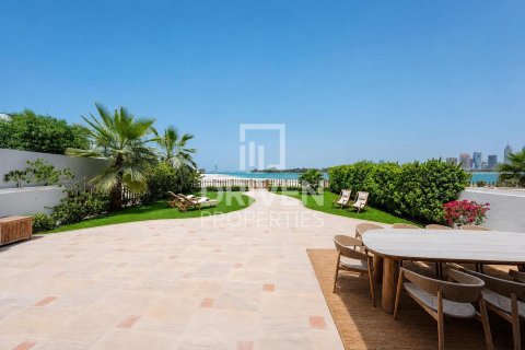 Villa en Palma Residences, Palm Jumeirah, Dubai, 5 dormitorios, 478.45 m², № 144448 - foto 24