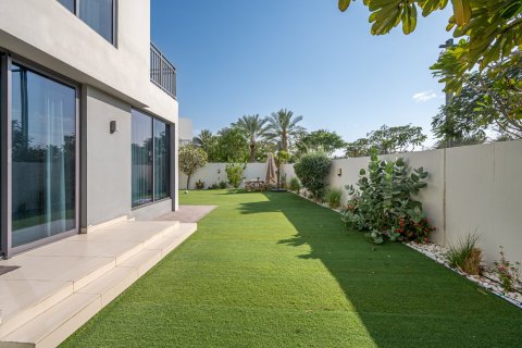 Adosado en Maple 3, Dubai Hills Estate, Dubai, 4 dormitorios, 231.42 m², № 145667 - foto 2