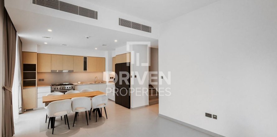Adosado en Joy, Arabian Ranches 3, Dubai, 4 dormitorios, 223.52 m², № 144197