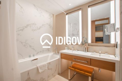 Apartment in The Address Residences Dubai Opera, Downtown Dubai (Downtown Burj Dubai), Dubai 2 bedrooms, 148.64 sq.m. № 144070 - photo 16