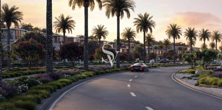 Townhouse in Dubai 5 bedrooms, 663 sq.m. № 132908