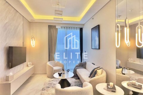 Квартира в Дубай Студио-Сити, Дубай, 2 спальни, 111м², № 145915