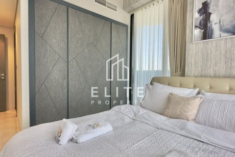 Снять в аренду квартиру в Дубай Студио-Сити, Дубай: 2 спальни, 111м², № 145915 - фото 10