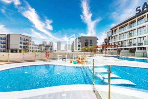 Снять в аренду квартиру в Дубай Студио-Сити, Дубай: 2 спальни, 111м², № 145915 - фото 28