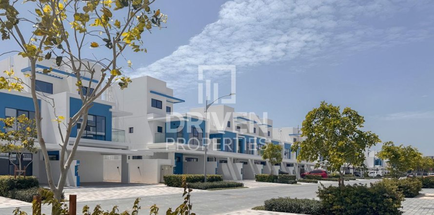 Maison de ville à Damac Lagoons, Dubai, 3 chambres, 144 m², № 145112